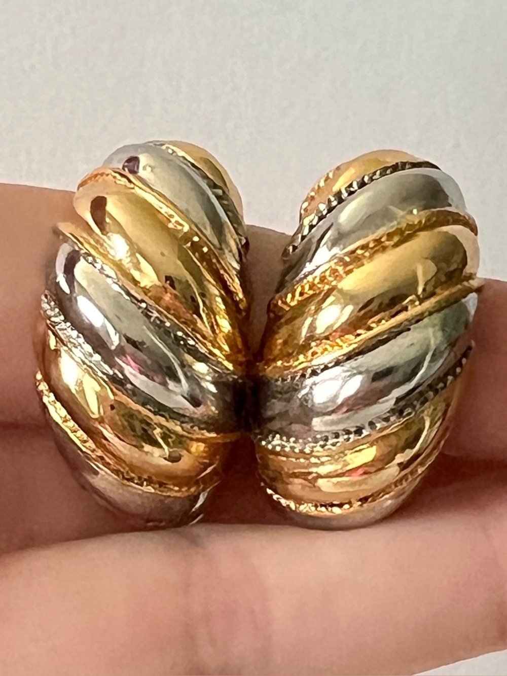 Vintage 80s Blanca Chunky Two-Tone Gold Silver Dome Shrimp Clip-On Earrings